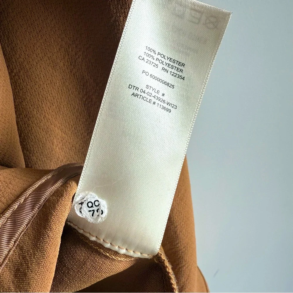 ARITZIA Wilfred Freeform Shirt in Chestnut S Tan Camel Collared Button Shirt - Picture 8 of 12